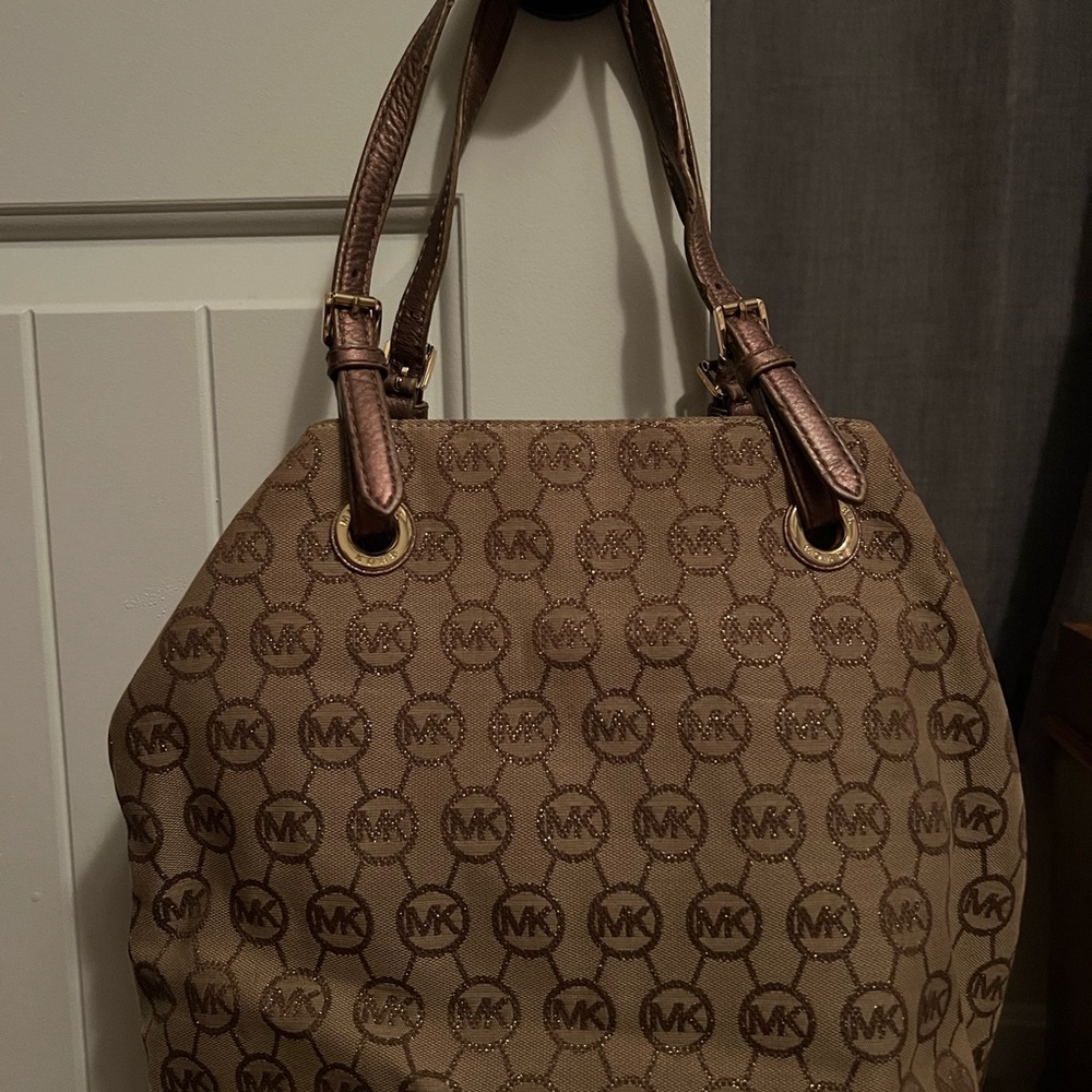 Michael Kors purse